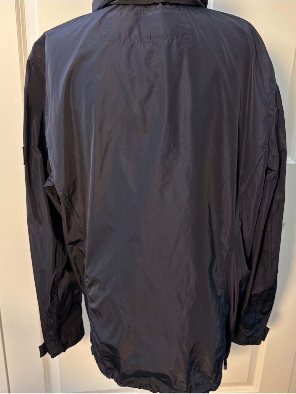 Burberry Navy Lightweight Zip Jacket with stowaway hood - Picture 6 of 14